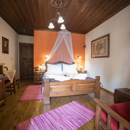 Hotel Archontiko Tsiboni 2*