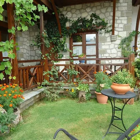 Hotel Archontiko Tsiboni 2*